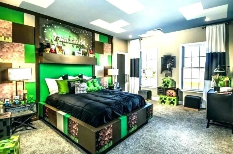 Boxed Green-Brown Wallpaper Bedroom