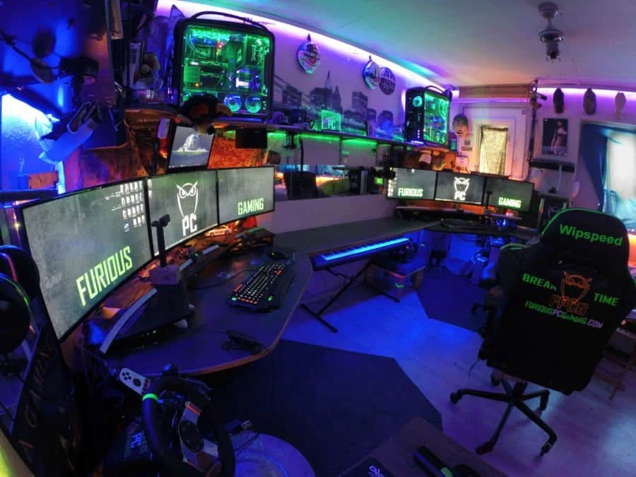 Maxed Out Pro Streamer Room Layout