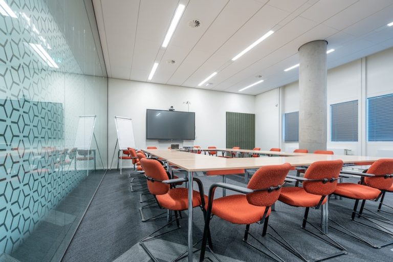 Elevating Boardroom Efficiency: The Latest Trends In Boardroom Technology