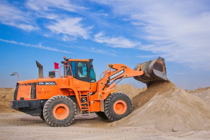 How To Manage Rental Of Heavy Machinery & Construction Equipment